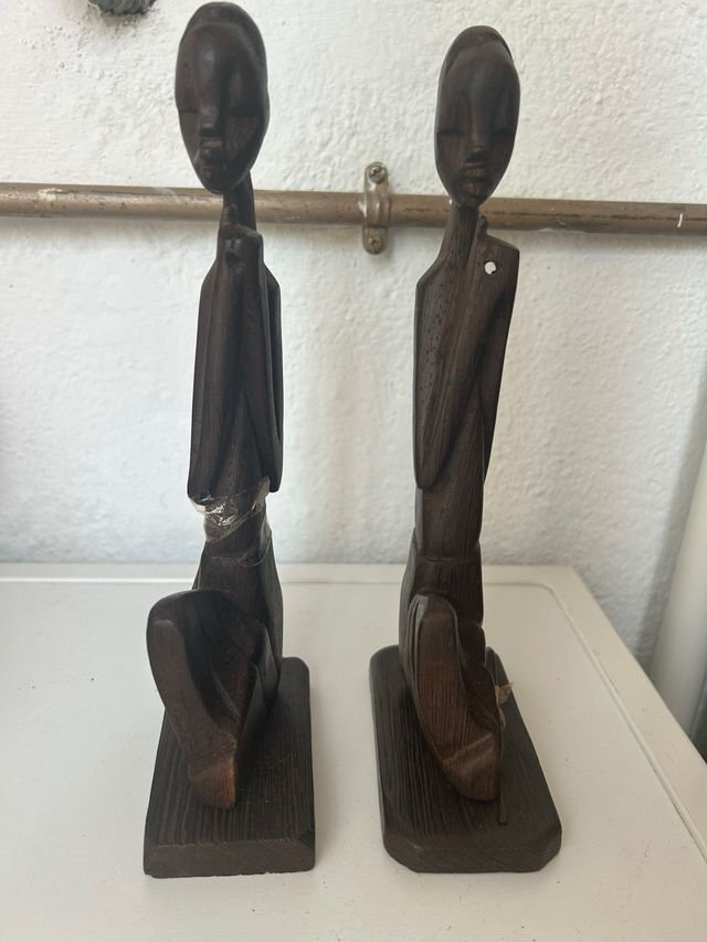 Figuras madera en estuche original