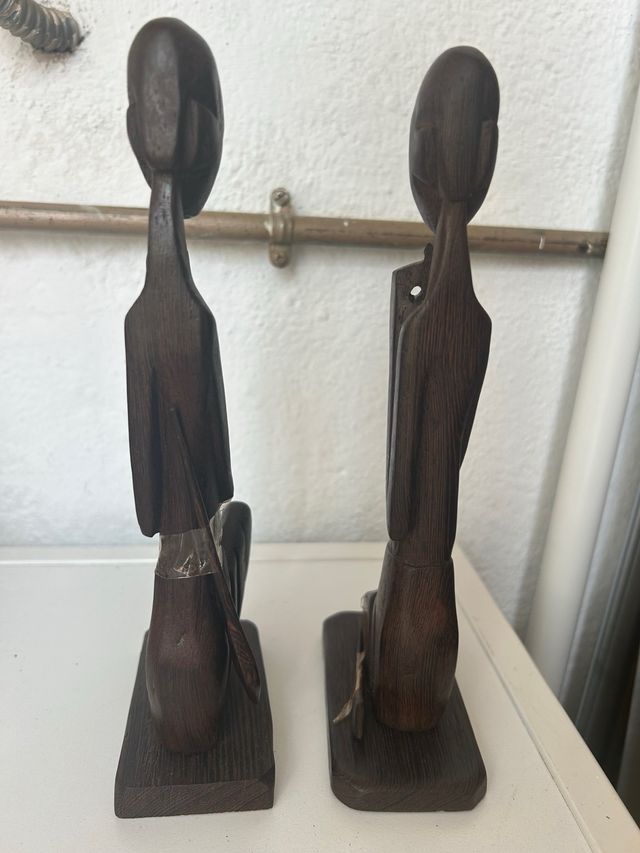 Figuras madera en estuche original