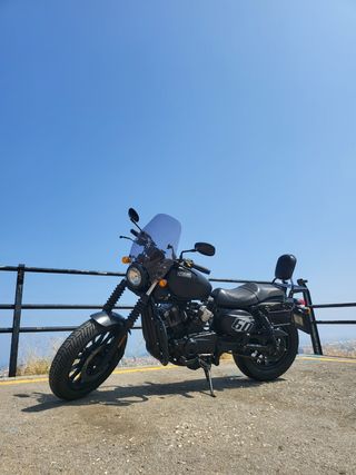 Moto custom Hyosung Aquila 125cc