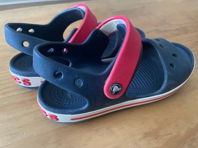 Sandalias Crocs niño 33/34