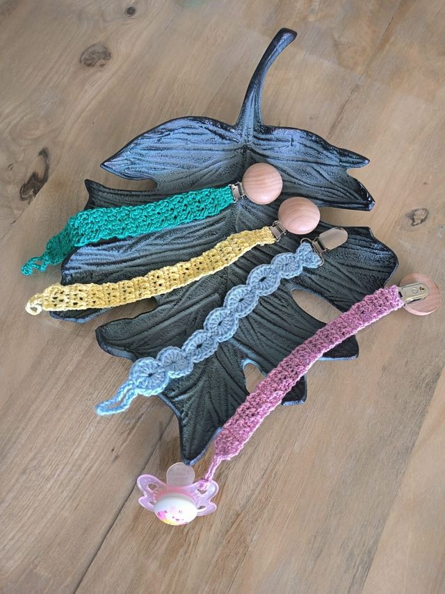 Chupetero de crochet