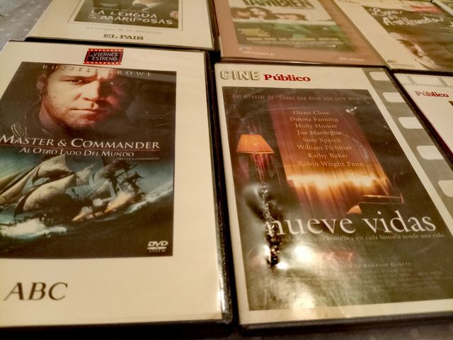 Lote 8 DVDs