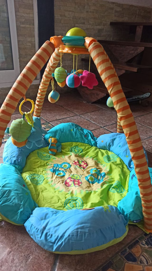 Manta de juegos con mobil