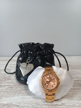 Reloj GUESS de mujer.