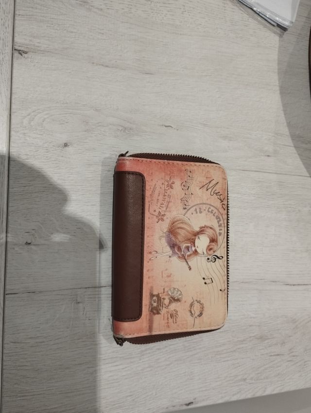 Cartera Anekke