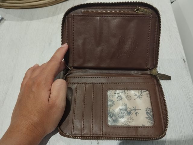 Cartera Anekke