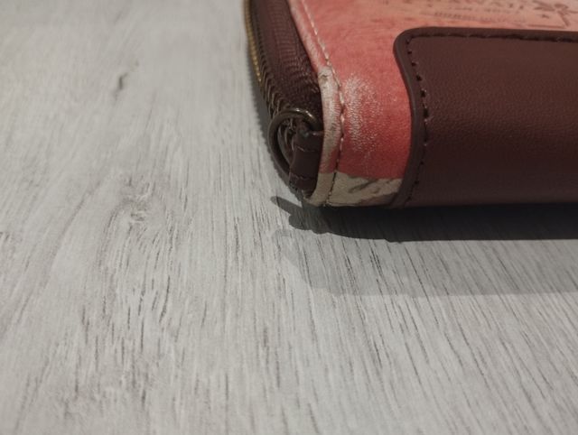 Cartera Anekke