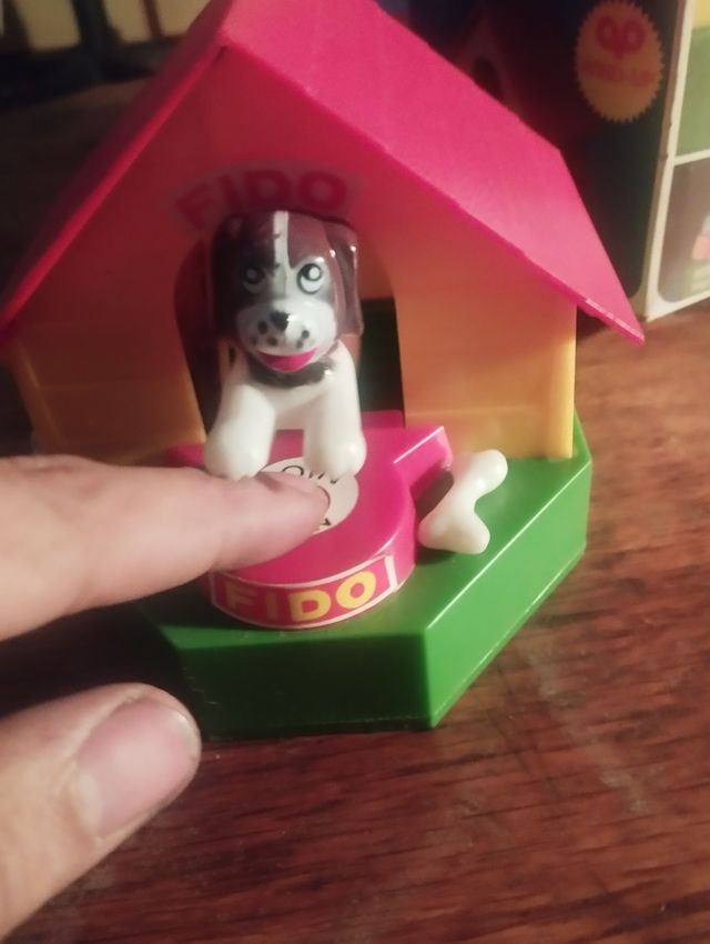 Giocattolo retrò doggy house