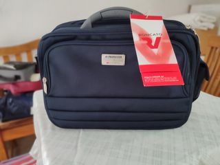 Maletín PC Roncato