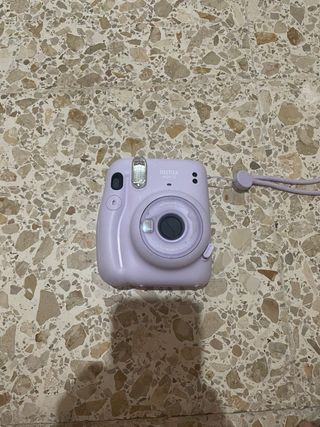 Camara intax mini 11 morada