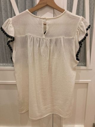 Blusa bordados Zara