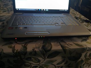 Notebook Toshiba Satellite Core 2duo da 17"