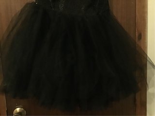 vestido negro brillante con tutu naf naf