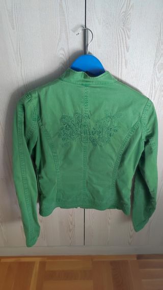 Cazadora vaquera Desigual verde 38
