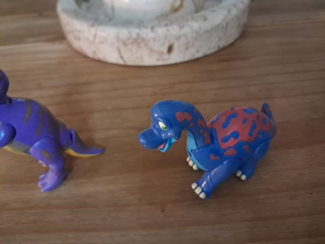 Dinosaurios plásticos