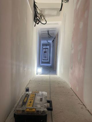 ELECTRICISTA