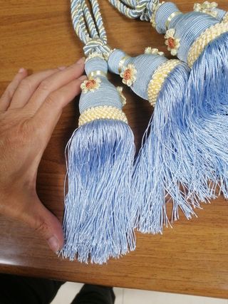 Alzapaños, bordones o borlas para cortinas