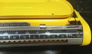 Báscula pesa bebés y de cocina, mecánica.