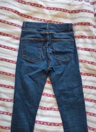 Vaqueros skinny tiro alto Zara talla 36