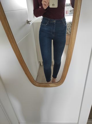 Vaqueros skinny tiro alto Zara talla 36