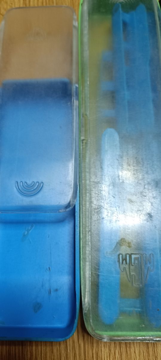 Porta lenza e borselli per pescare