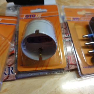 SetPresa elettrica+ 4 pezzi spine, prese