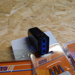 SetPresa elettrica+ 4 pezzi spine, prese