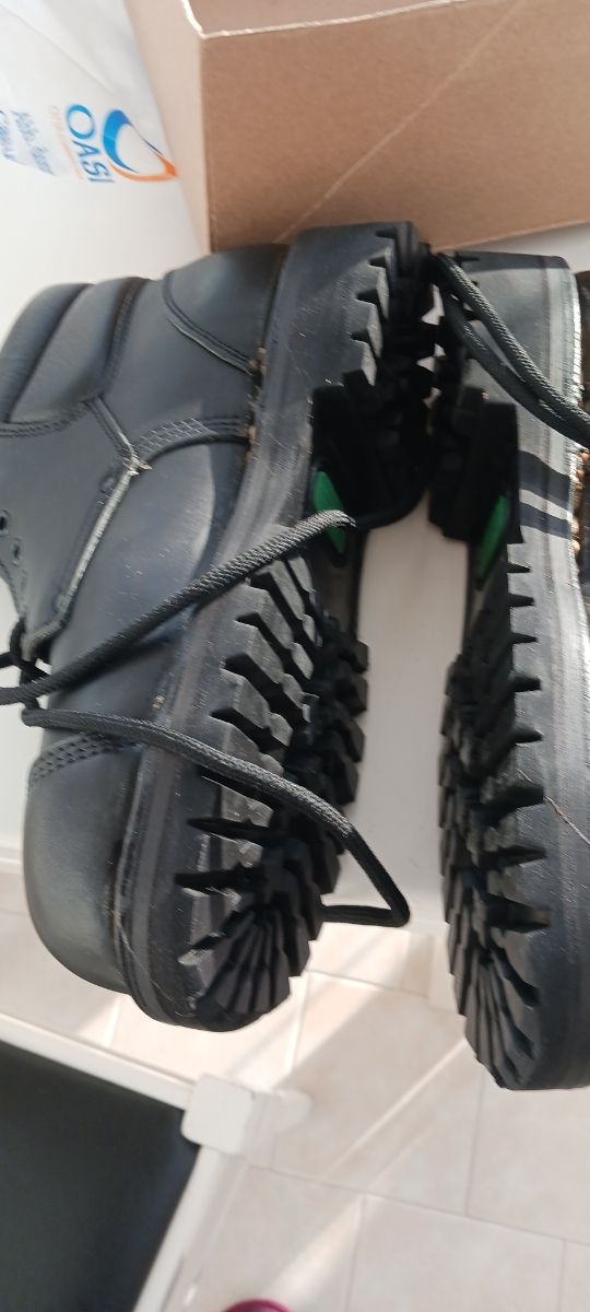 Scarponi da montagna