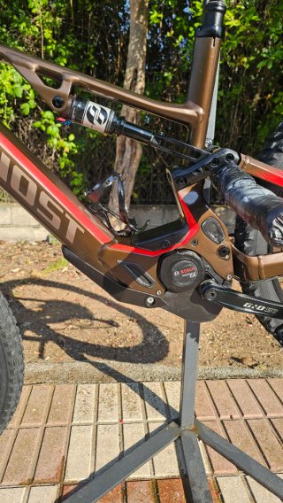 Bicicleta electrica  ebike con 2 años impoluta