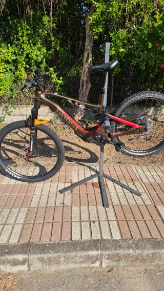 Bicicleta electrica  ebike con 2 años impoluta