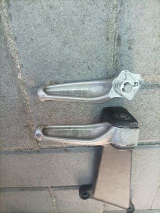 Pedane passeggero Aprilia RSV 1000