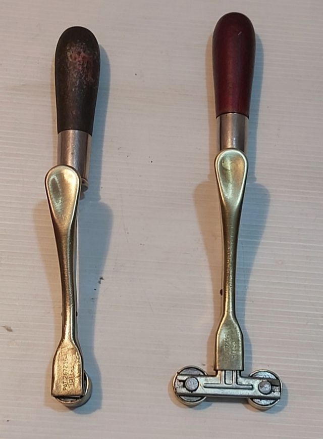 Antiguo tocador / espejo barbero/pinzas