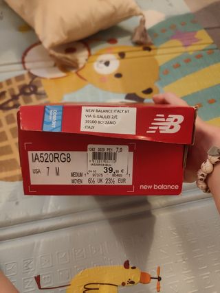 Scarpine new balance n. 23,5