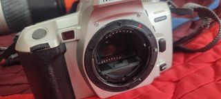 Camara de fotos analogica Minolta 404 Si