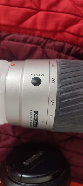 Camara de fotos analogica Minolta 404 Si