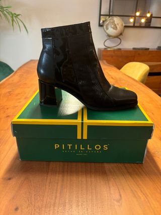 Botines negros