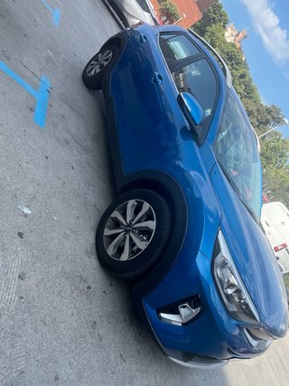 KIA Stonic hibrido 2024