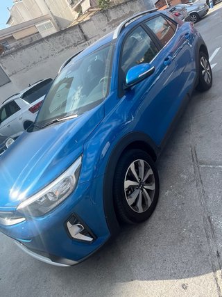 KIA Stonic hibrido 2024