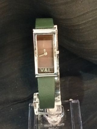 Reloj Victorio Lucchino Italia seminuevo