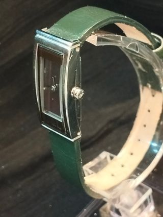 Reloj Victorio Lucchino Italia seminuevo