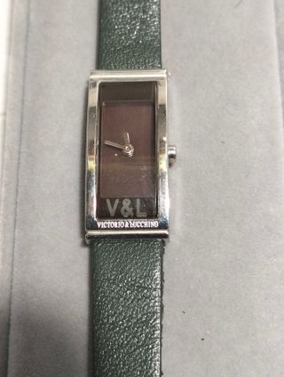 Reloj Victorio Lucchino Italia seminuevo