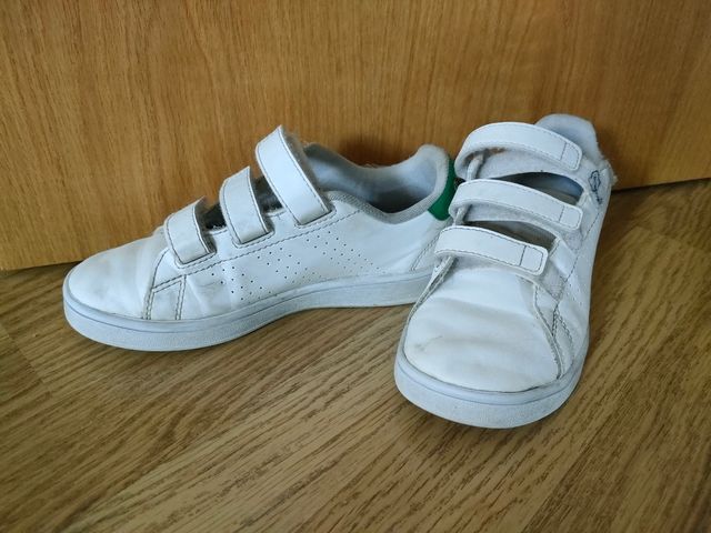 Deportivas Adidas, talla 33