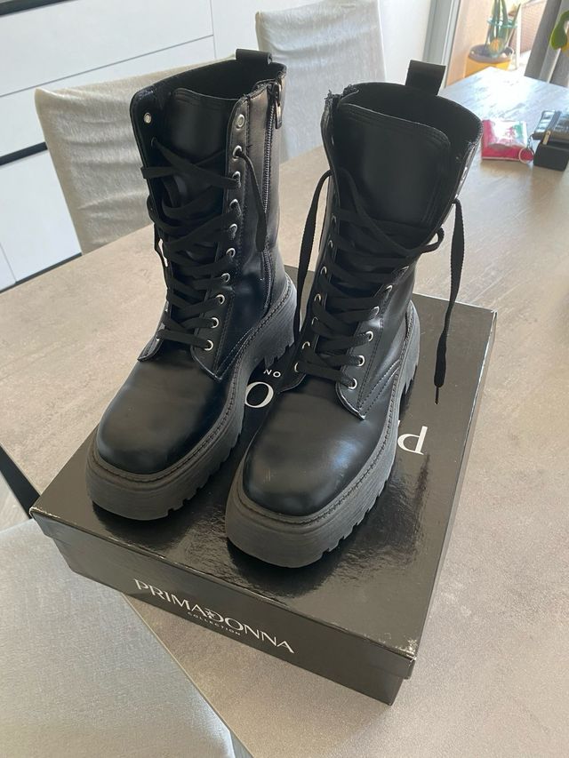 stivali in pelle primadonna