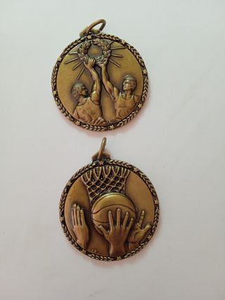 LOTE 9 MEDALLAS DEPORTIVAS BRONCE CEBRIÁN