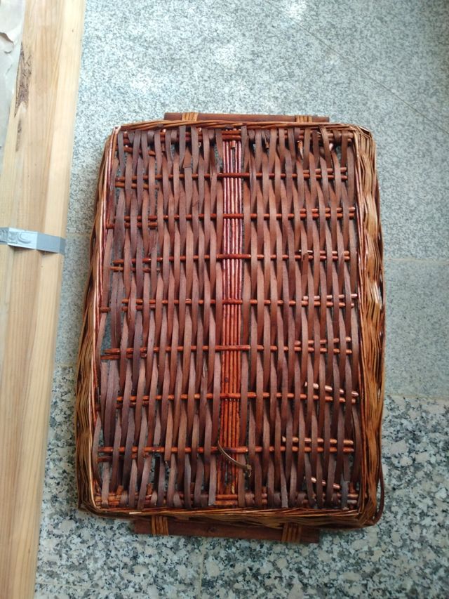 Tres cestas de mimbre