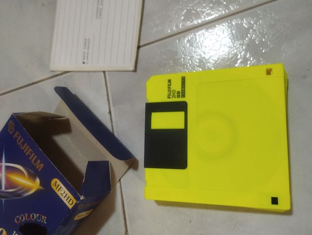 5 diskettes 2HD