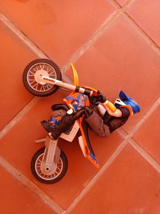 Action Man con moto y sonido