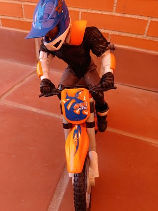 Action Man con moto y sonido