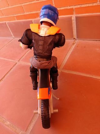 Action Man con moto y sonido