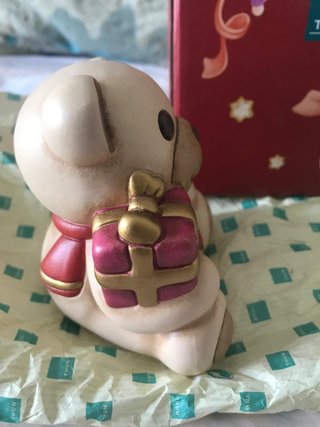 Teddy Thun pacco dono e sciarpa rossa